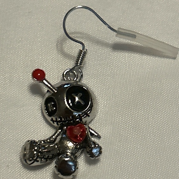 Dangle Voodoo Doll Earrings Silver W/ Red Heart Rhinestone Gothic Emo Punk Cute - Picture 2 of 10